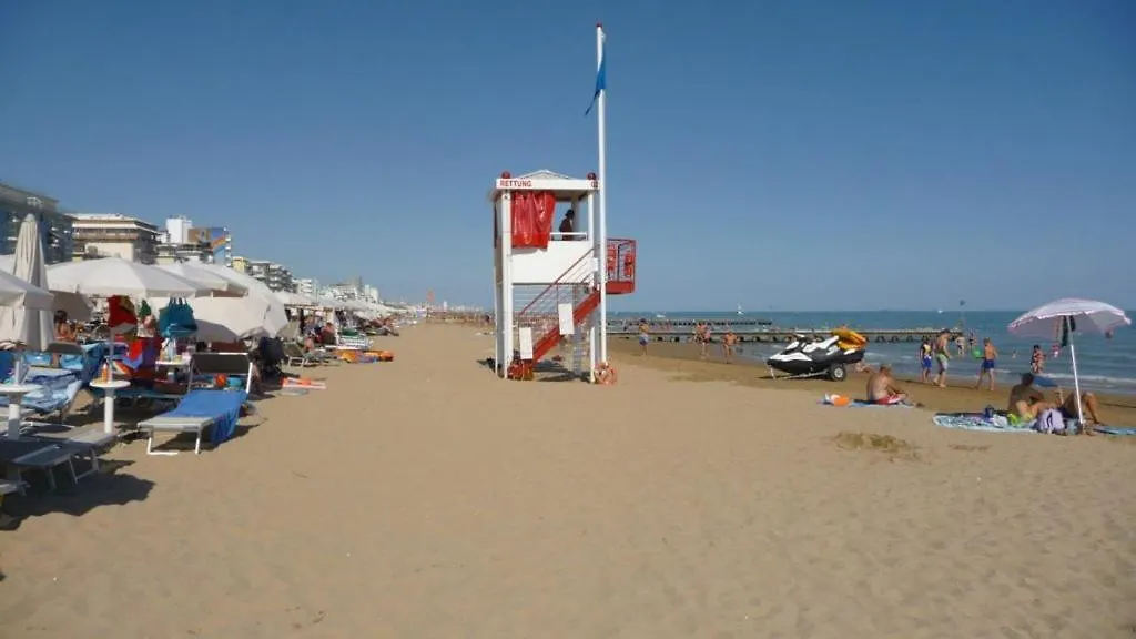 Hotel La Fenice Lido di Jesolo 3*,
